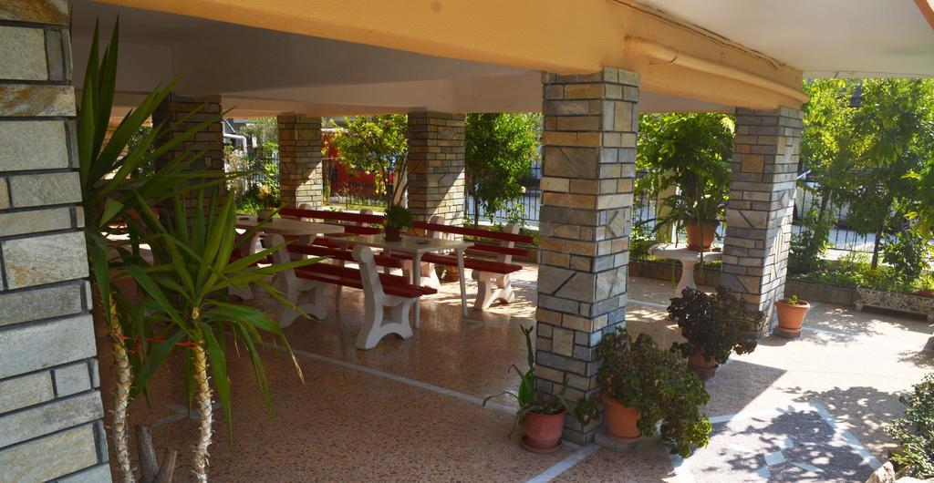 Apartments Dimitra Paralia Dionysiou Luaran gambar