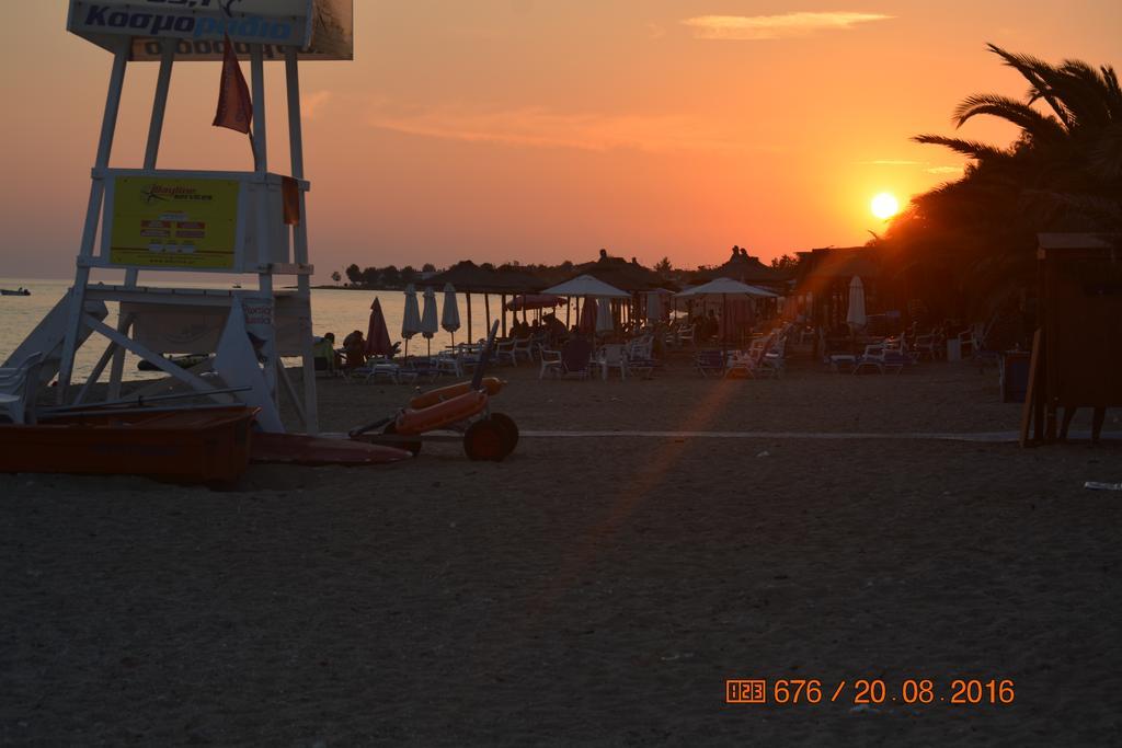 Apartments Dimitra Paralia Dionysiou Luaran gambar