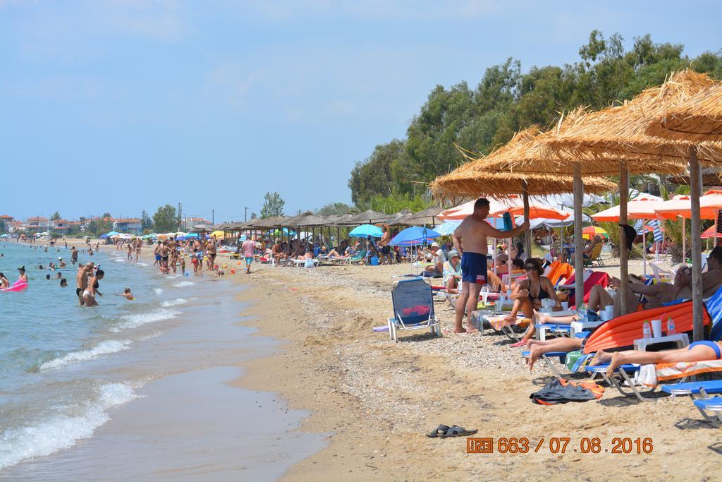 Apartments Dimitra Paralia Dionysiou Luaran gambar