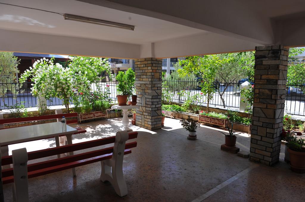Apartments Dimitra Paralia Dionysiou Luaran gambar